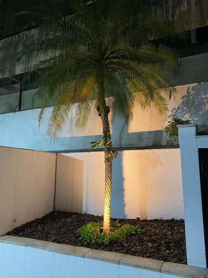 Flat Em Pitangueiras - Sacada Gourmet, 3 Dorms, Limpeza Diaria E Serv De Praia Apartment Guaruja Exterior photo